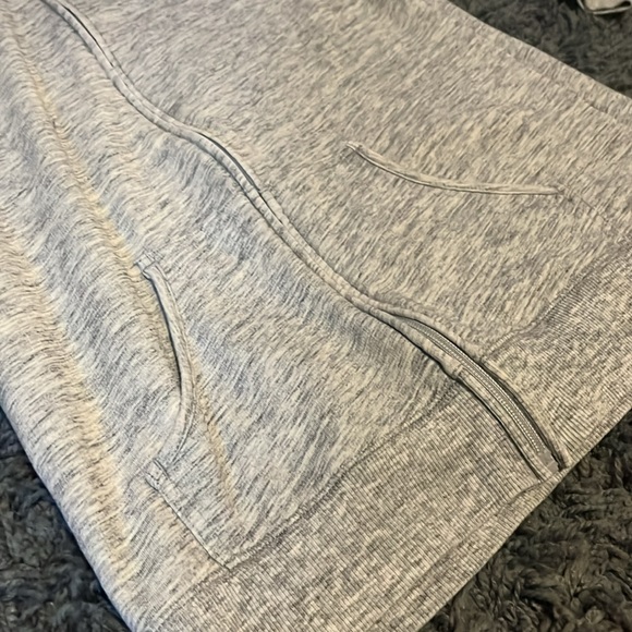 Grey sweater Zip-Up Walmart - Picture 5 of 5